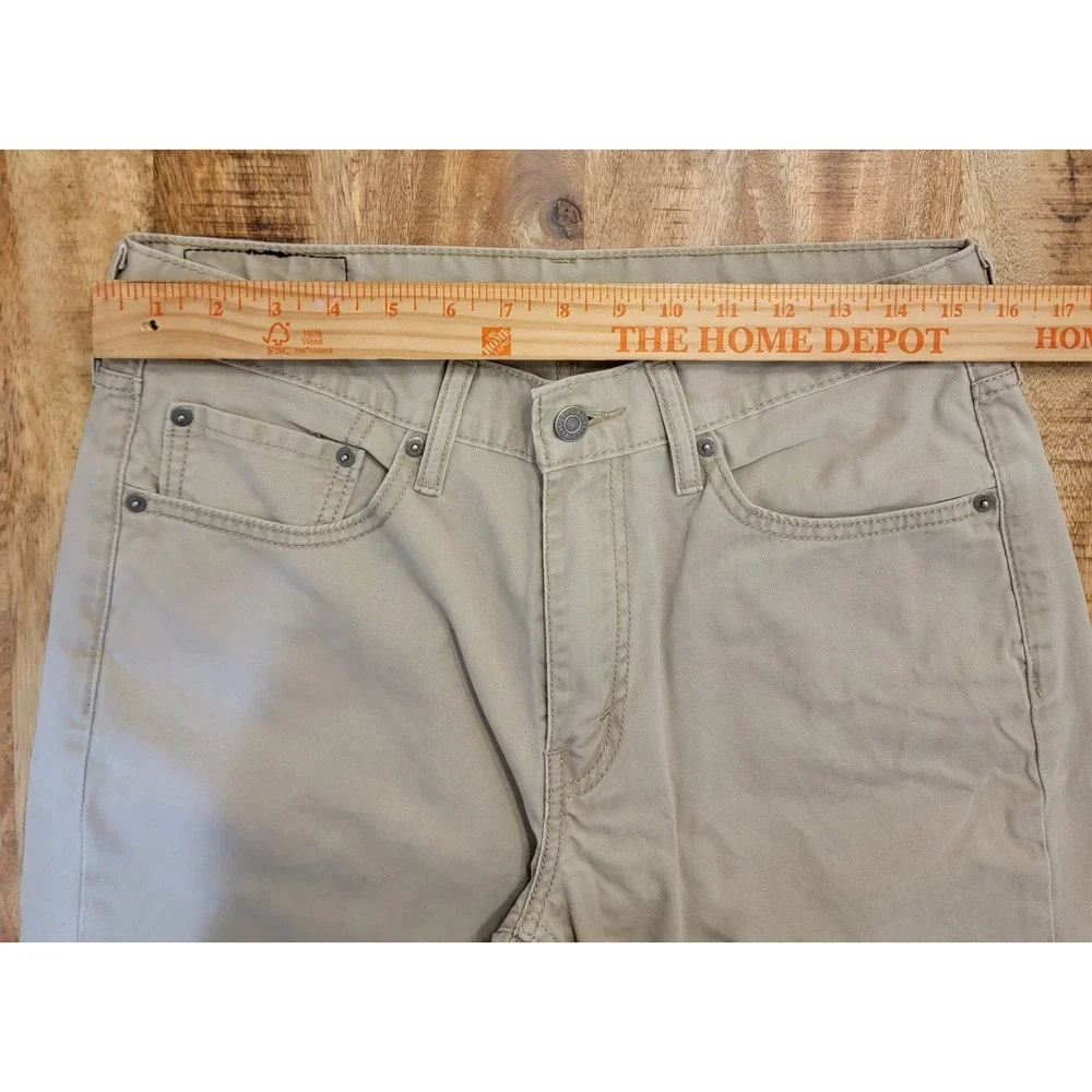 Levi's 514 Straight Fit Beige‎ Khaki Pants Men's Waist 32
